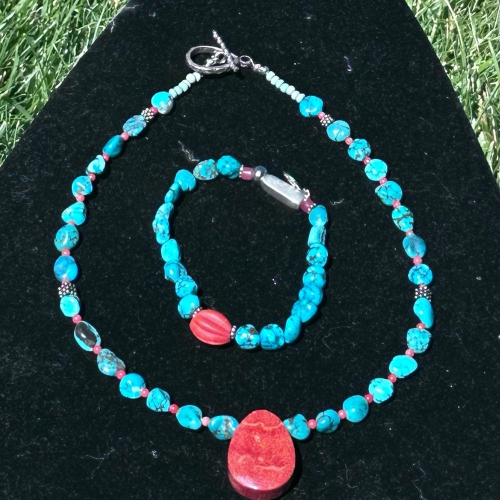 Turquoise and Red sponge coral Necklace and Bracelet Set. Bracelet is elastic.
